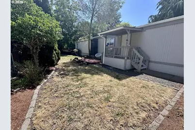 369 Lacasa St, Eugene, OR 97402 - Photo 21