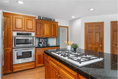 16969 NW Hazelgrove Ct, Beaverton, OR 97006 - Photo 19