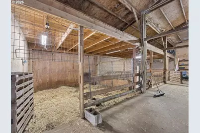 53295 E Marmot Rd, Sandy, OR 97055 - Photo 29
