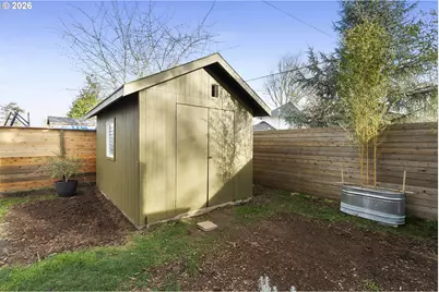 5520 SE Reedway St, Portland, OR 97206 - Photo 27