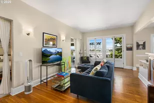 731 SW King Ave, Portland, OR 97205 - Photo 7