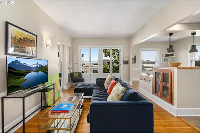 731 SW King Ave #16, Portland, OR 97205 - Photo 3