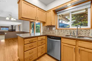 1574 SE Bush St, Hillsboro, OR 97123 - Photo 15