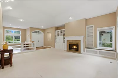 12638 Adrian Ct, Lake Oswego, OR 97034 - Photo 9