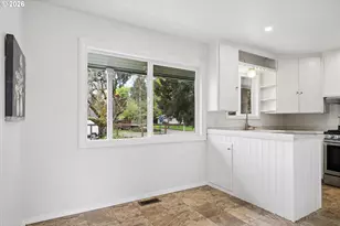 1901 Minda Dr, Eugene, OR 97401 - Photo 9