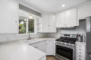 1901 Minda Dr, Eugene, OR 97401 - Photo 13