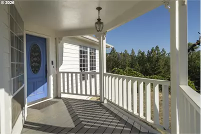 1495 Echo Dr, Roseburg, OR 97470 - Photo 5