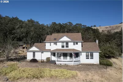 1495 Echo Dr, Roseburg, OR 97470 - Photo 3