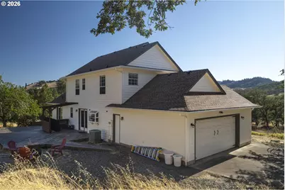 1495 Echo Dr, Roseburg, OR 97470 - Photo 29