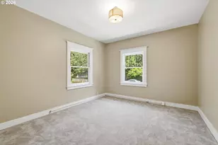 2249 E Burnside St, Portland, OR 97214 - Photo 9