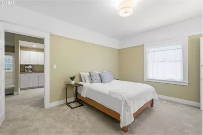 2249 E Burnside St, Portland, OR 97214 - Photo 7