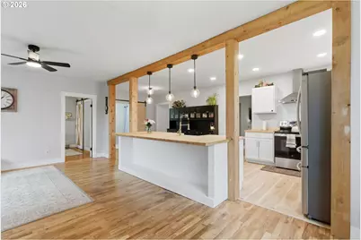 915 E 1st St, Yamhill, OR 97148 - Photo 15