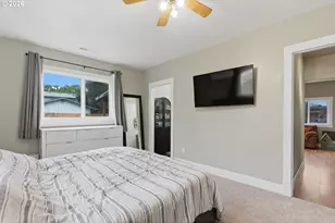 915 E 1st St, Yamhill, OR 97148 - Photo 27
