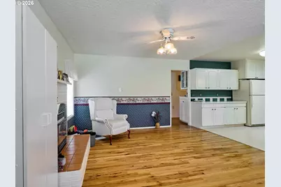 1010 Randolph Rd, Woodburn, OR 97071 - Photo 11