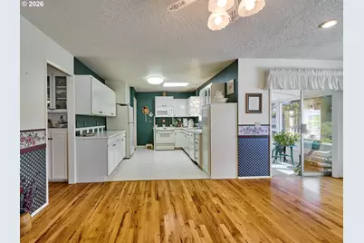 1010 Randolph Rd, Woodburn, OR 97071 - Photo 9