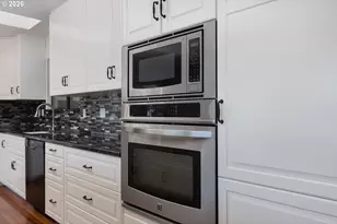 9215 Trout Pl, Gleneden Beach, OR 97388 - Photo 7