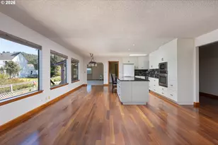 9215 Trout Pl, Gleneden Beach, OR 97388 - Photo 13