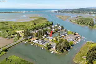 9215 Trout Pl, Gleneden Beach, OR 97388 - Photo 37