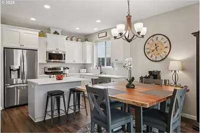 2813 SE Baker Ave, Gresham, OR 97080 - Photo 7