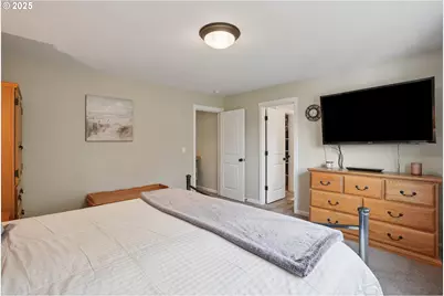 2813 SE Baker Ave, Gresham, OR 97080 - Photo 27