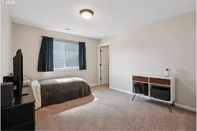 2813 SE Baker Ave, Gresham, OR 97080 - Photo 19