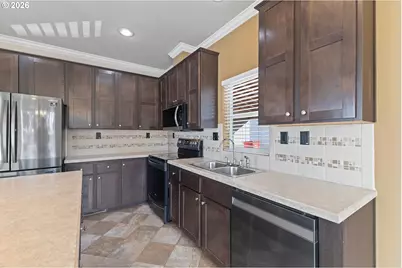 576 SW Georgetown Way #146, Beaverton, OR 97006 - Photo 7