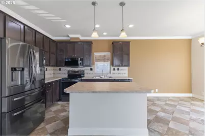 576 SW Georgetown Way #146, Beaverton, OR 97006 - Photo 5