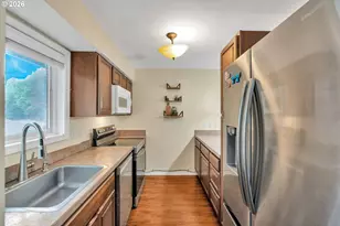 4 Touchstone, Lake Oswego, OR 97035 - Photo 5