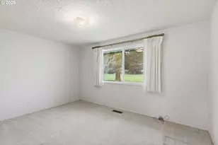 401 S Cascade Dr, Woodburn, OR 97071 - Photo 21