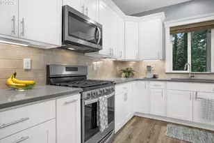 1521 SW Fleet Ave, Lincoln City, OR 97367 - Photo 11