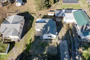 48247 E 2nd St, Oakridge, OR 97463 - Photo 31