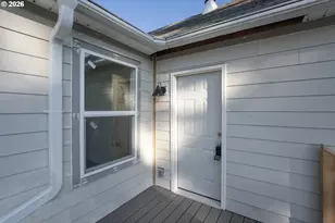 48247 E 2nd St, Oakridge, OR 97463 - Photo 27