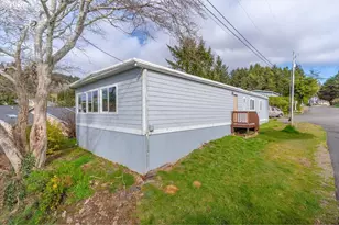 185 SE Bayview Ave, Depoe Bay, OR 97341 - Photo 19