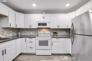 7610 SE 69th Ave, Portland, OR 97206 - Photo 5
