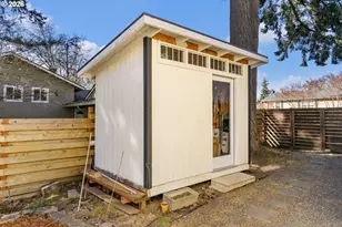 13410 NW Overton St, Portland, OR 97229 - Photo 47