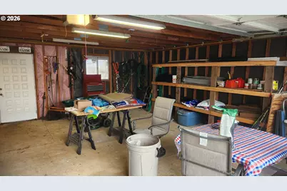 635 Crestview Dr, Reedsport, OR 97467 - Photo 37