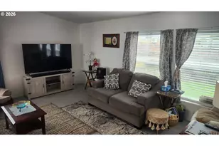 635 Crestview Dr, Reedsport, OR 97467 - Photo 13