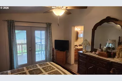 635 Crestview Dr, Reedsport, OR 97467 - Photo 31