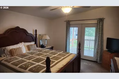 635 Crestview Dr, Reedsport, OR 97467 - Photo 29