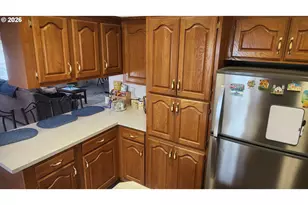 635 Crestview Dr, Reedsport, OR 97467 - Photo 21