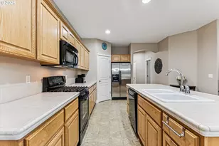 13128 SW MacBeth Dr, Portland, OR 97224 - Photo 13