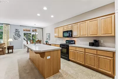 13128 SW Macbeth Dr, Portland, OR 97224 - Photo 9