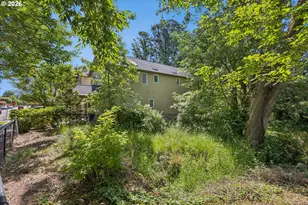 13128 SW MacBeth Dr, Portland, OR 97224 - Photo 37