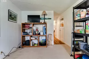 277 E Rosewood Ave, Eugene, OR 97404 - Photo 19