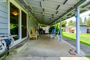 277 E Rosewood Ave, Eugene, OR 97404 - Photo 29
