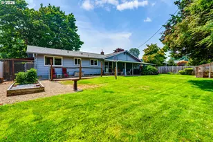 277 E Rosewood Ave, Eugene, OR 97404 - Photo 27