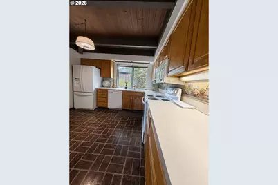 12380 SW McKay Ct, Beaverton, OR 97008 - Photo 5