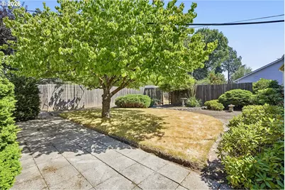 13821 NW Milburn St, Portland, OR 97229 - Photo 23
