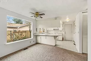 3752 Kevington Ave, Eugene, OR 97405 - Photo 13