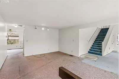 3752 Kevington Ave, Eugene, OR 97405 - Photo 11